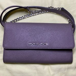 Michael Kors Jet Set Travel Smartphone Crossbody